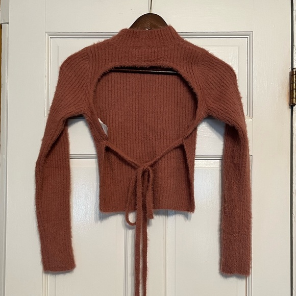 *DONATED 4/1* NWOT Nasty Gal Turtleneck Fluffy Knit Backless Top, Rose, 0 - Picture 8 of 10